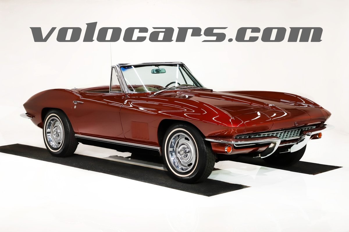 Chevrolet-Corvette-1967-Convertible-Saddle-Tan