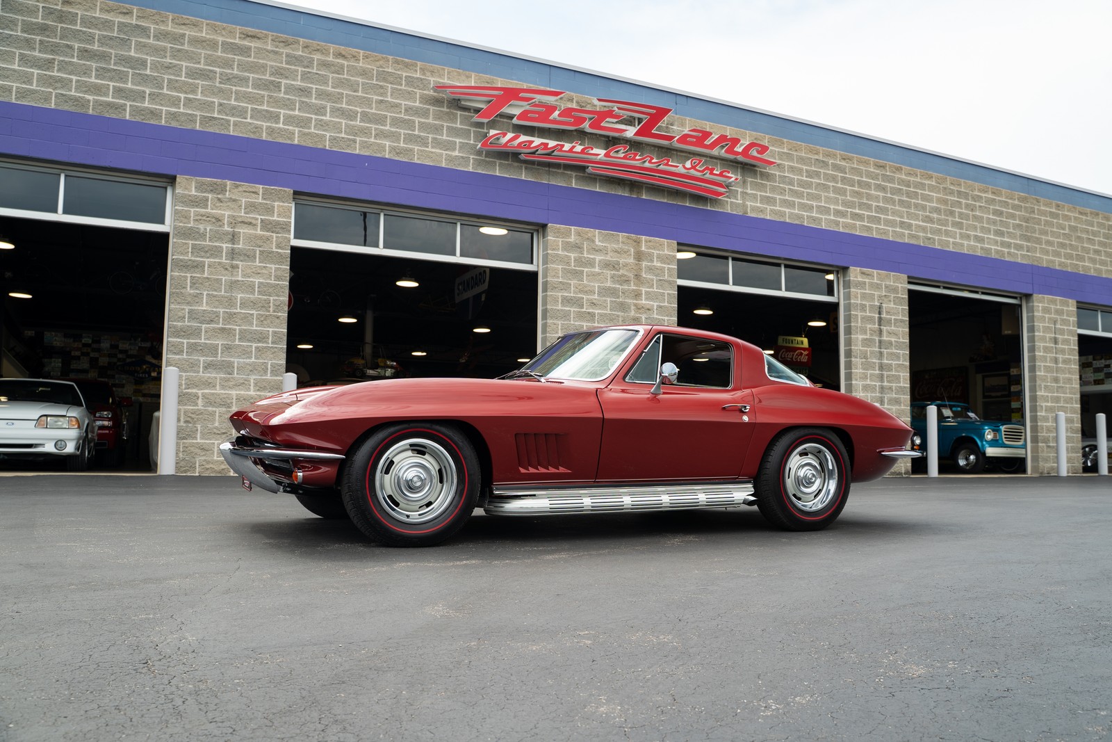 Chevrolet-Corvette-1967-Coupe-Saddle