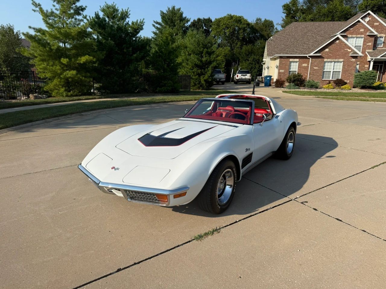 Chevrolet-Corvette-1972-Convertible-Red