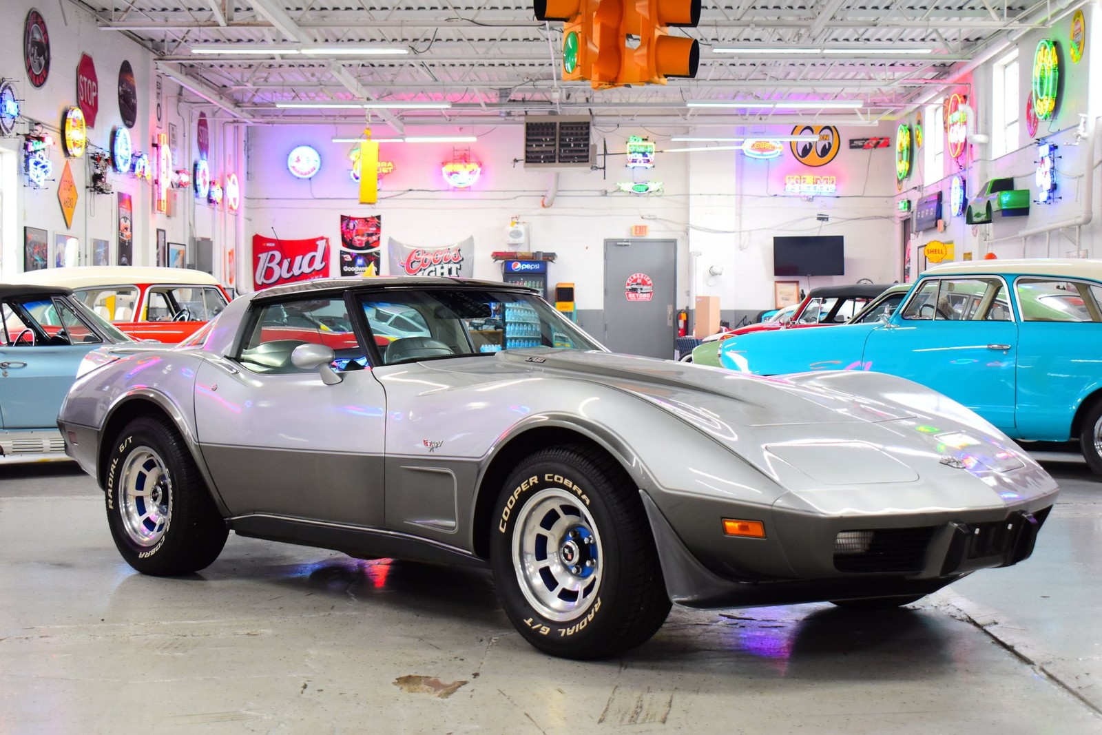 Chevrolet-Corvette-1978-Coupe-White