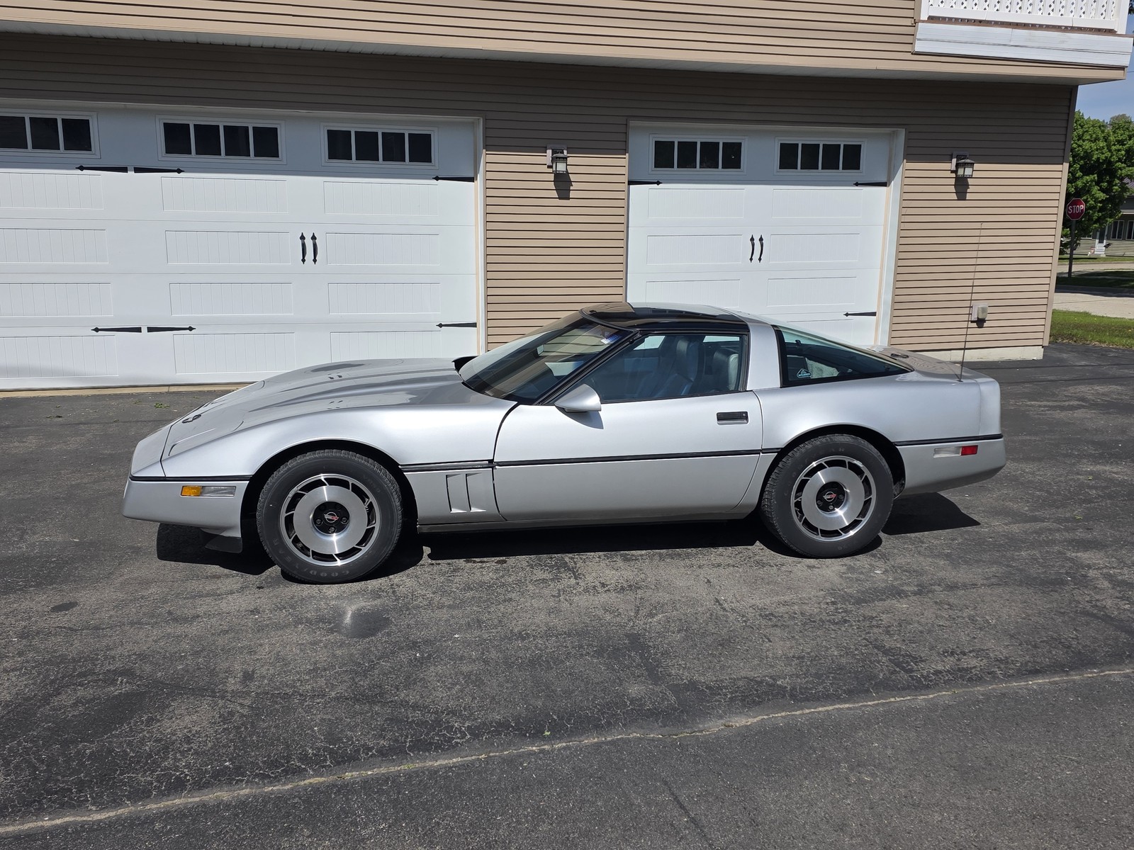 Chevrolet Corvette 1984