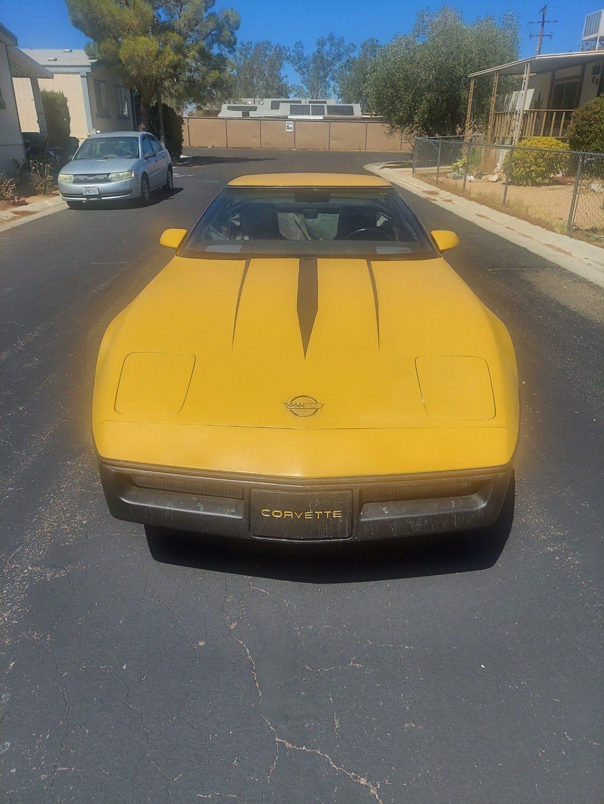Chevrolet-Corvette-1985-Hatchback-Brown