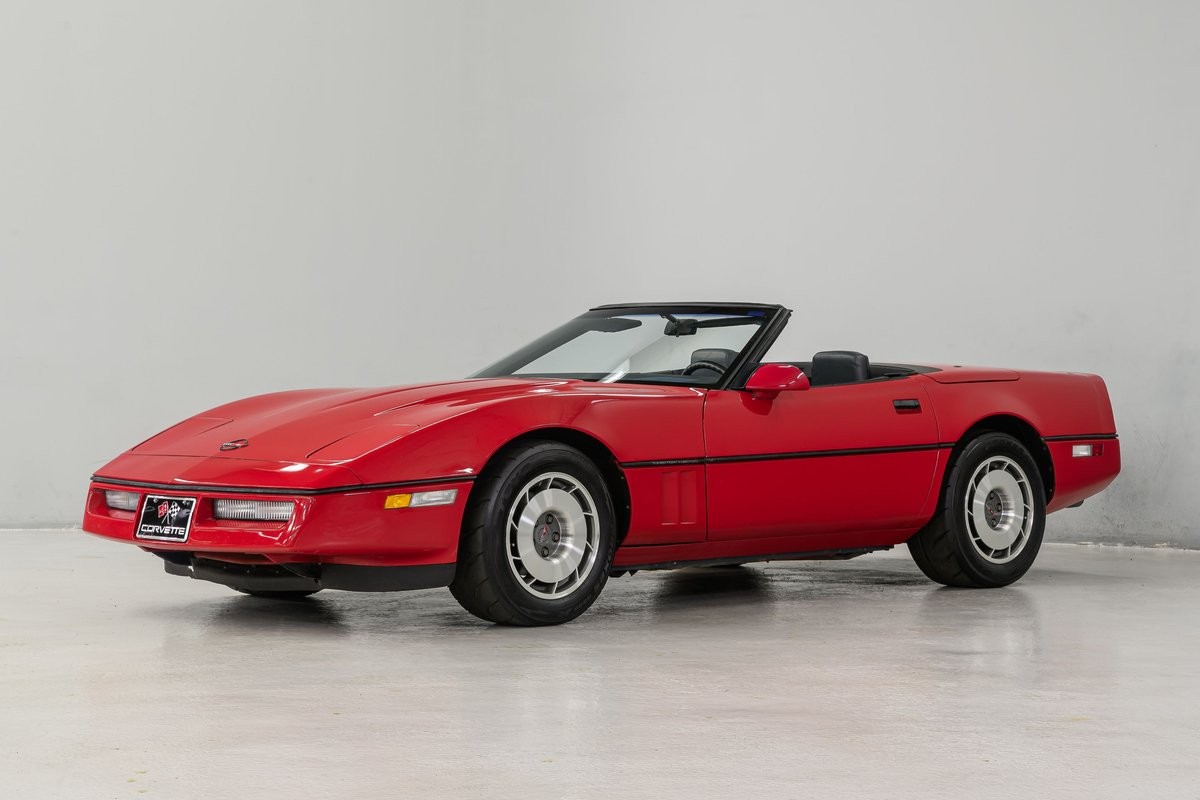 Chevrolet-Corvette-1987-Convertible-Black
