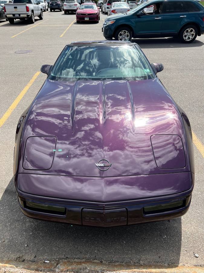 Chevrolet-Corvette-1992-purple
