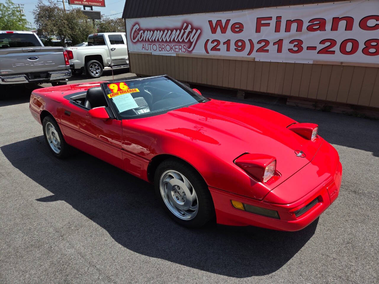 Chevrolet-Corvette-1996-Red-Black