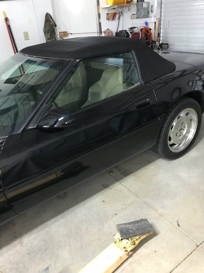 Chevrolet-Corvette-1996-black