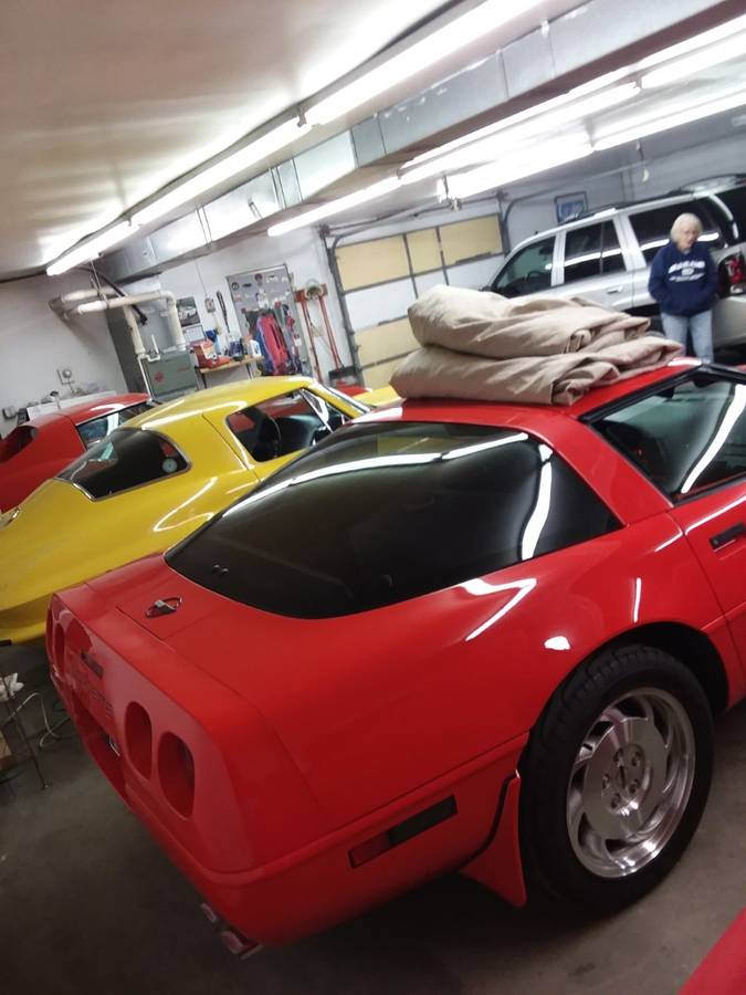 Chevrolet-Corvette-convertible-1994-red