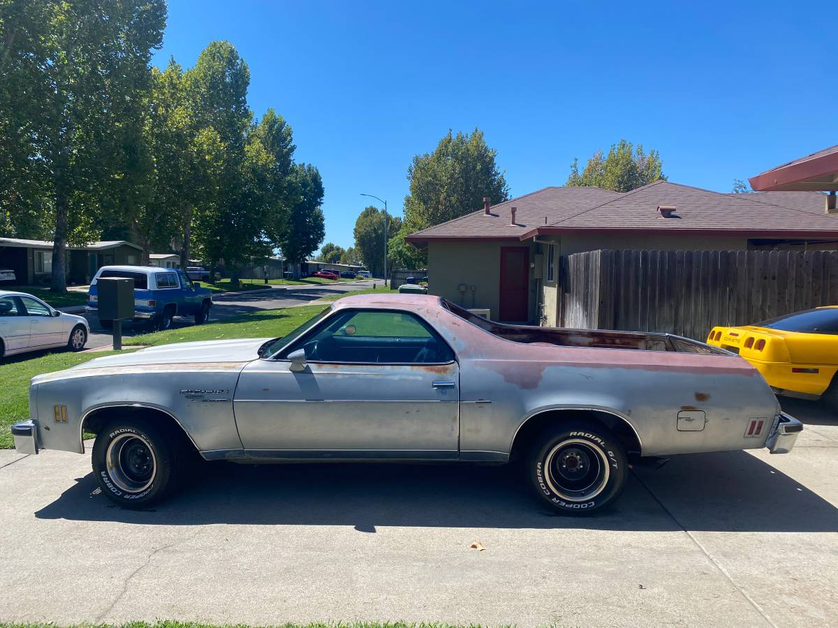 Chevrolet-El-camino-1977-Gray