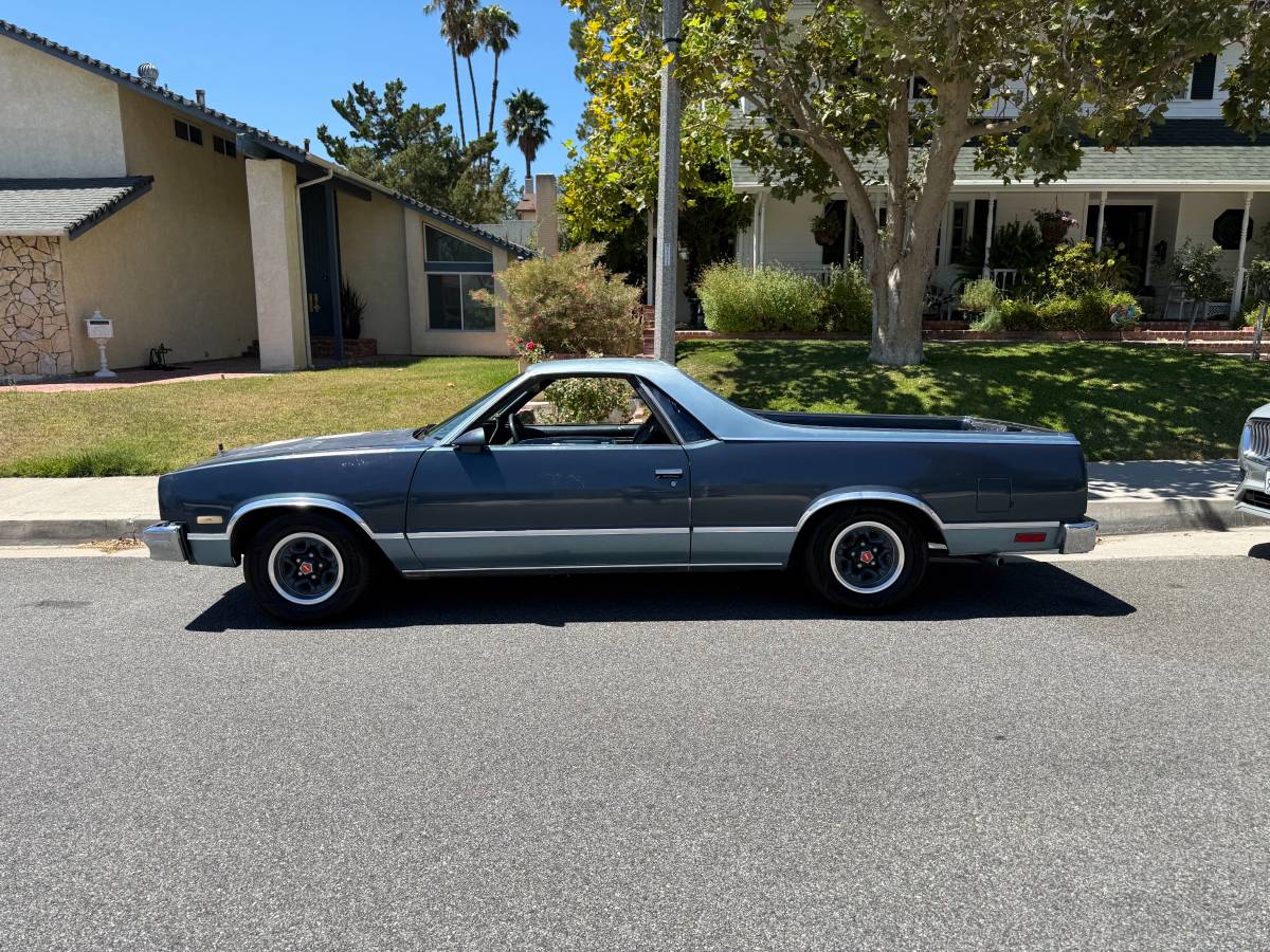 Chevrolet-El-camino-gmc-caballero-1987-blue