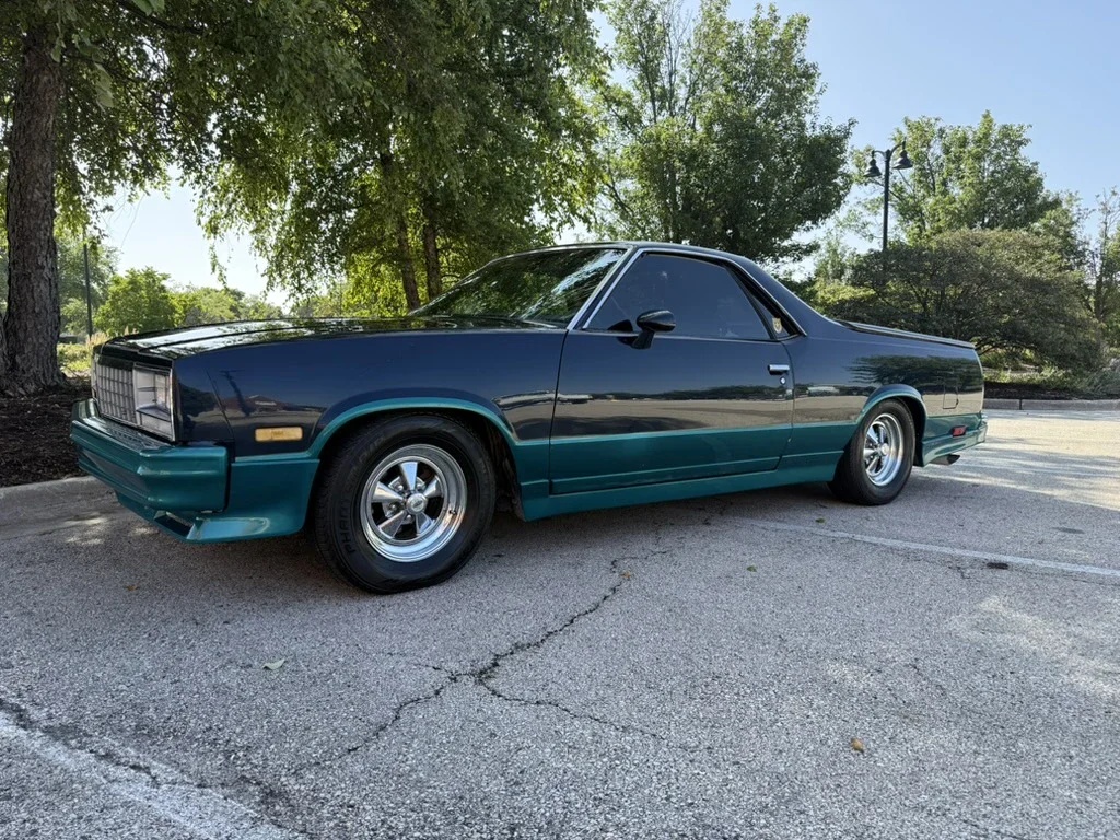 Chevrolet-El-camino-v8-1985-12900-Blue
