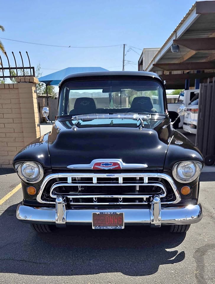 Chevrolet-G-10-1957