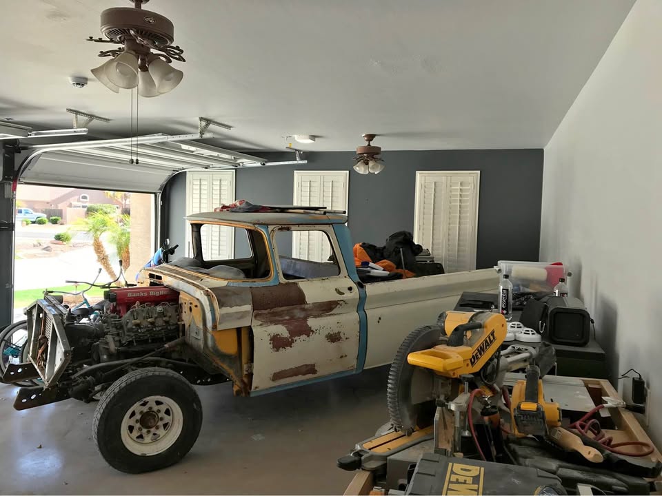Chevrolet-G-10-1963