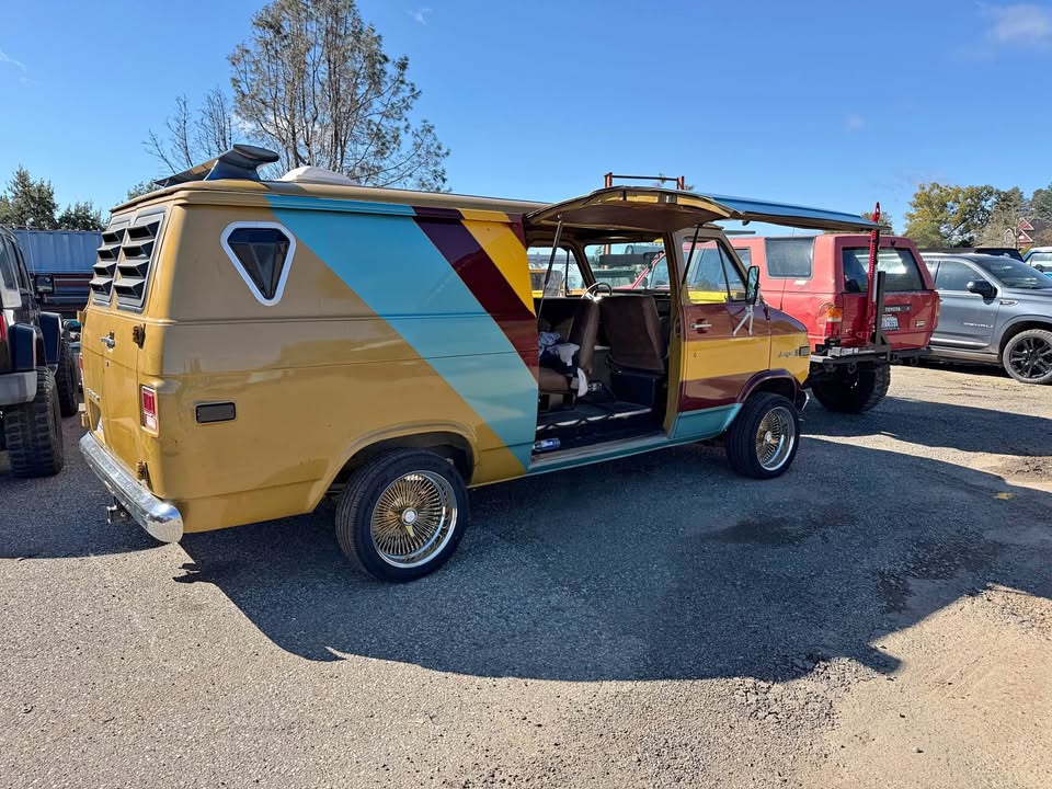 Chevrolet-G-10-1974