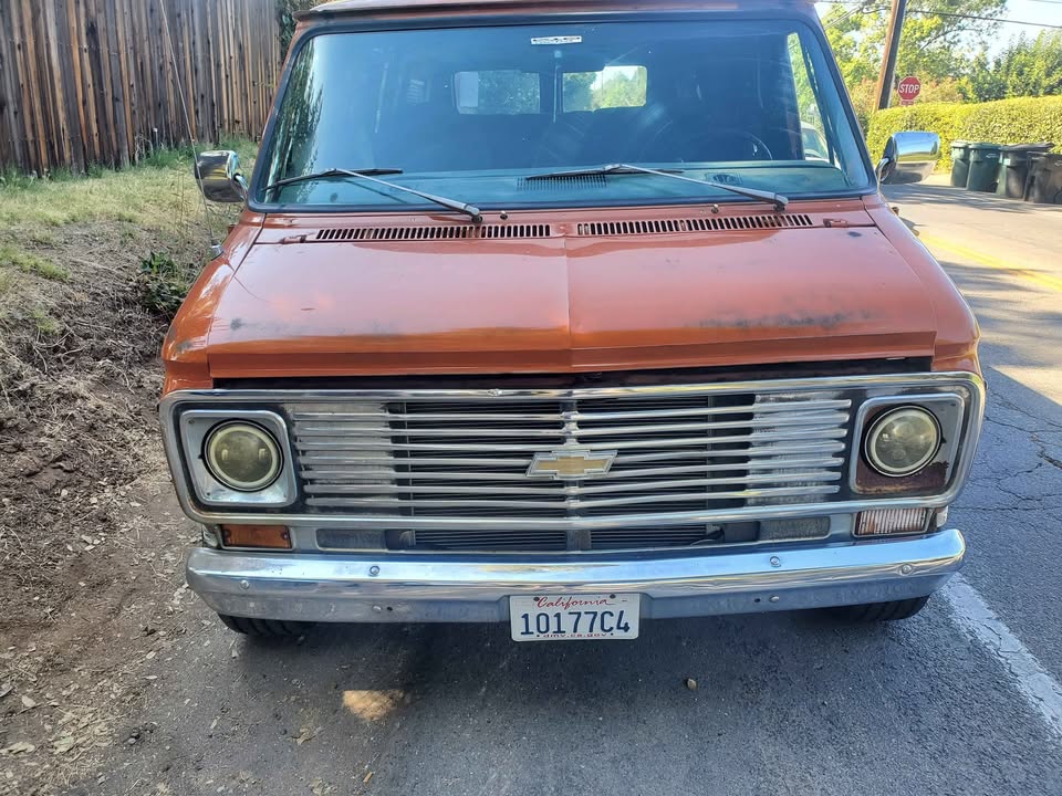 Chevrolet-G-10-1974