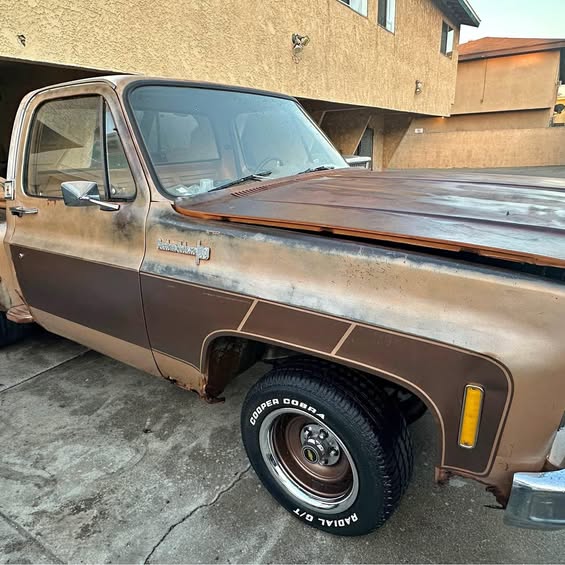 Chevrolet-G-10-1974