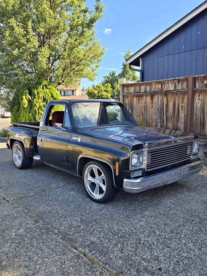 Chevrolet-G-10-1976
