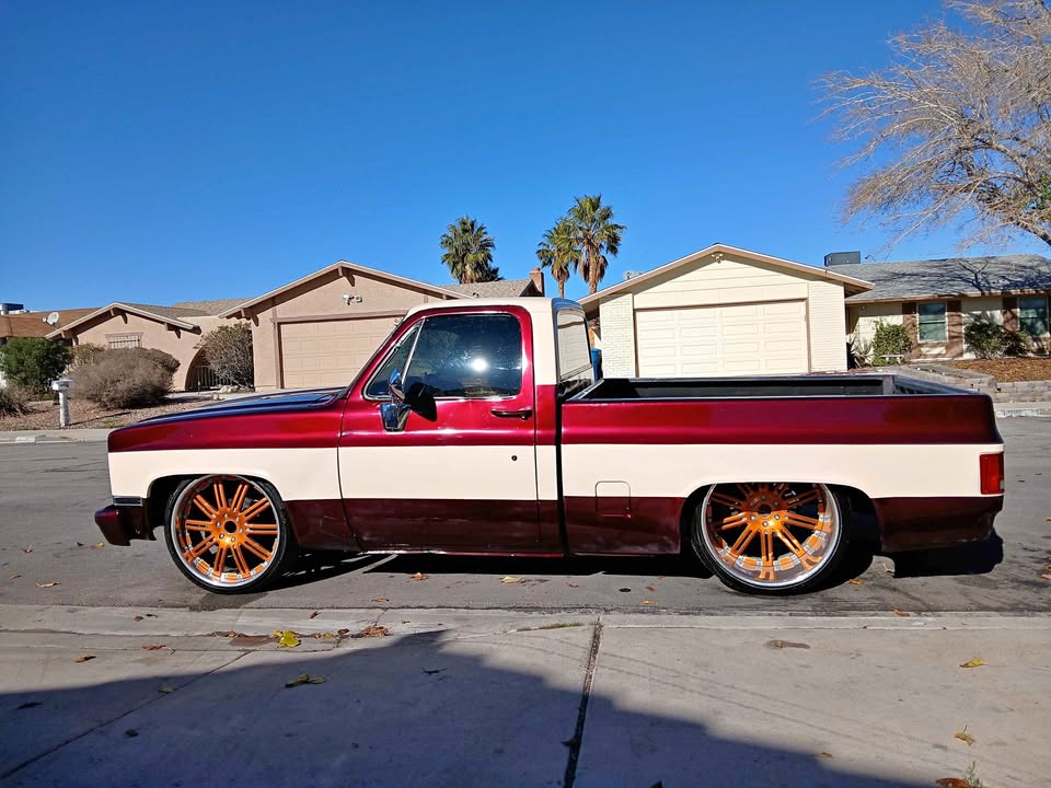 Chevrolet-G-10-1983