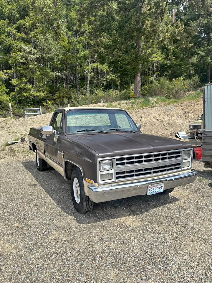 Chevrolet-G-10-1987