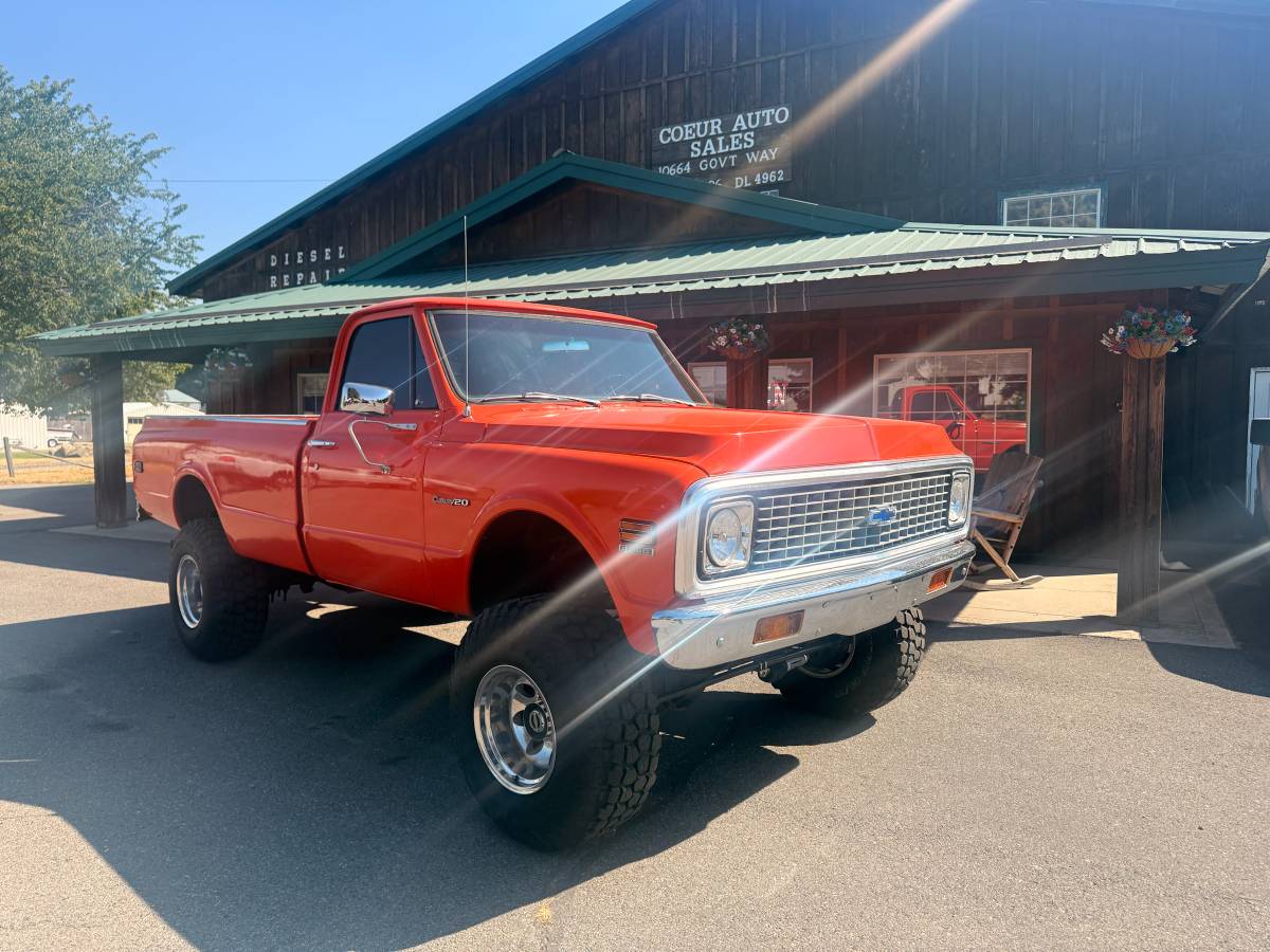 Chevrolet-G-20-1972