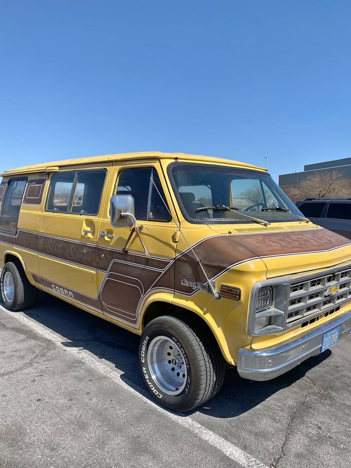 Chevrolet-G-20-1978