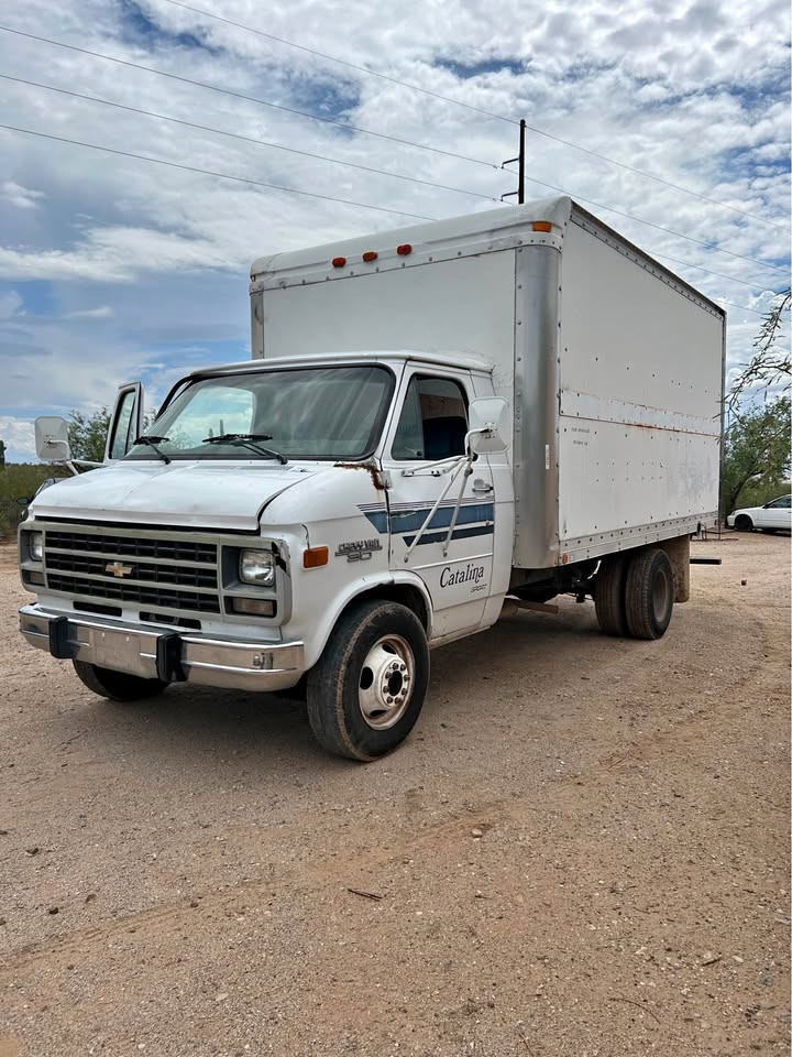 Chevrolet-G-20-1995