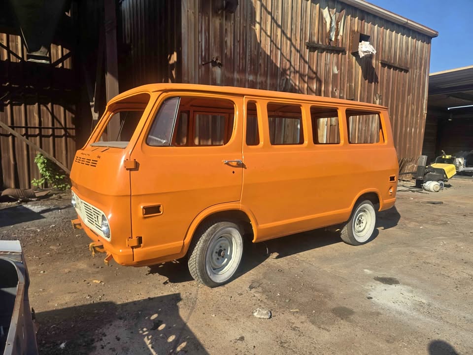 Chevrolet-G-series-g10-1969