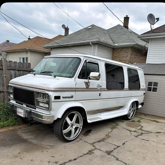 Chevrolet-G-series-g20-1994