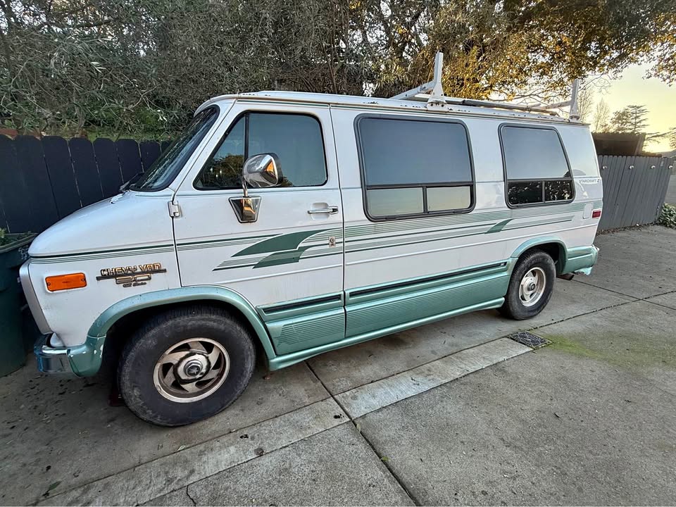 Chevrolet-G20-starcraft-1995