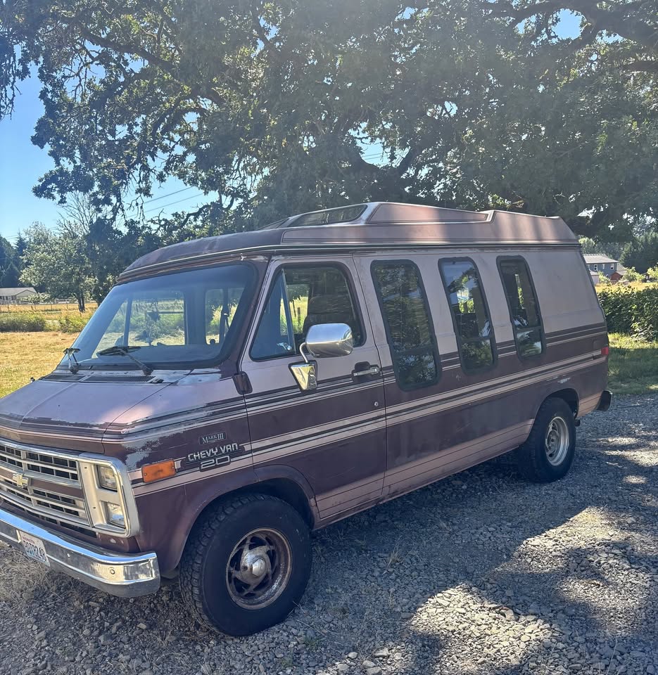 Chevrolet-G20-van-1990