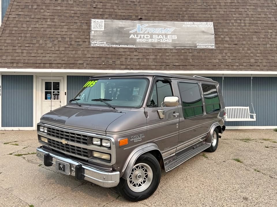 Chevrolet-G20-van-1993
