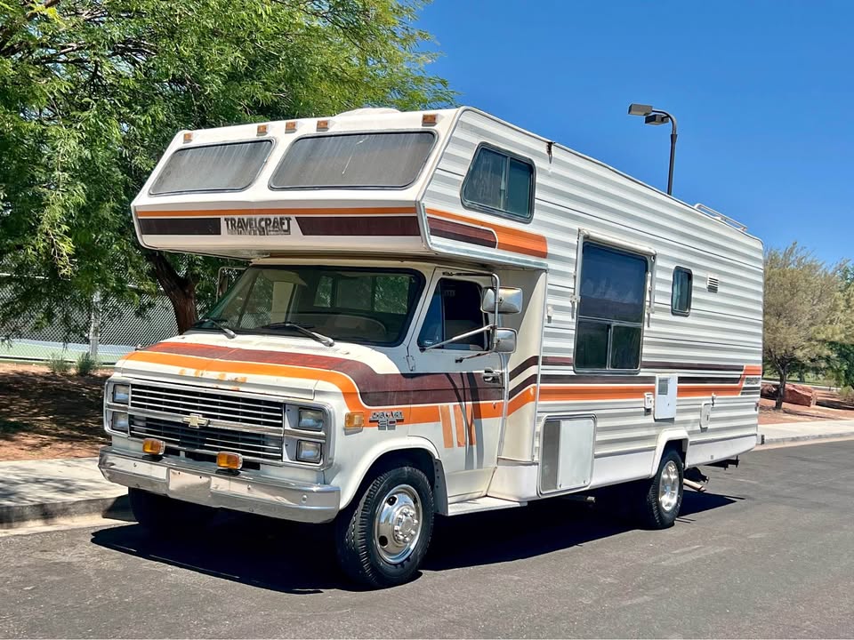 Chevrolet-G30-1984