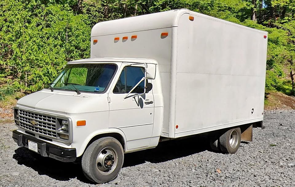 Chevrolet-G30-1995
