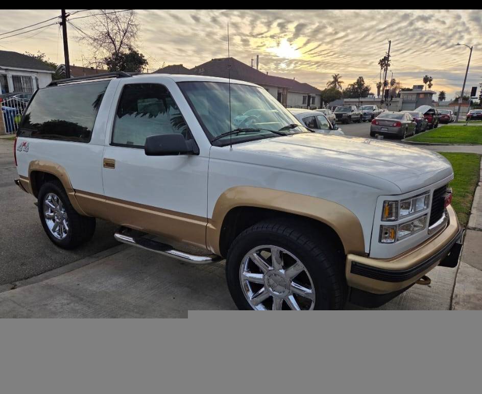 Chevrolet-Gmc-1994-White