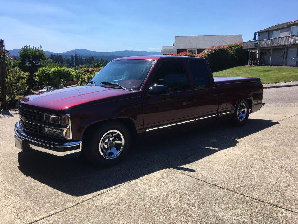 Chevrolet-Gmt-400-12-ton-nominal-1993-red