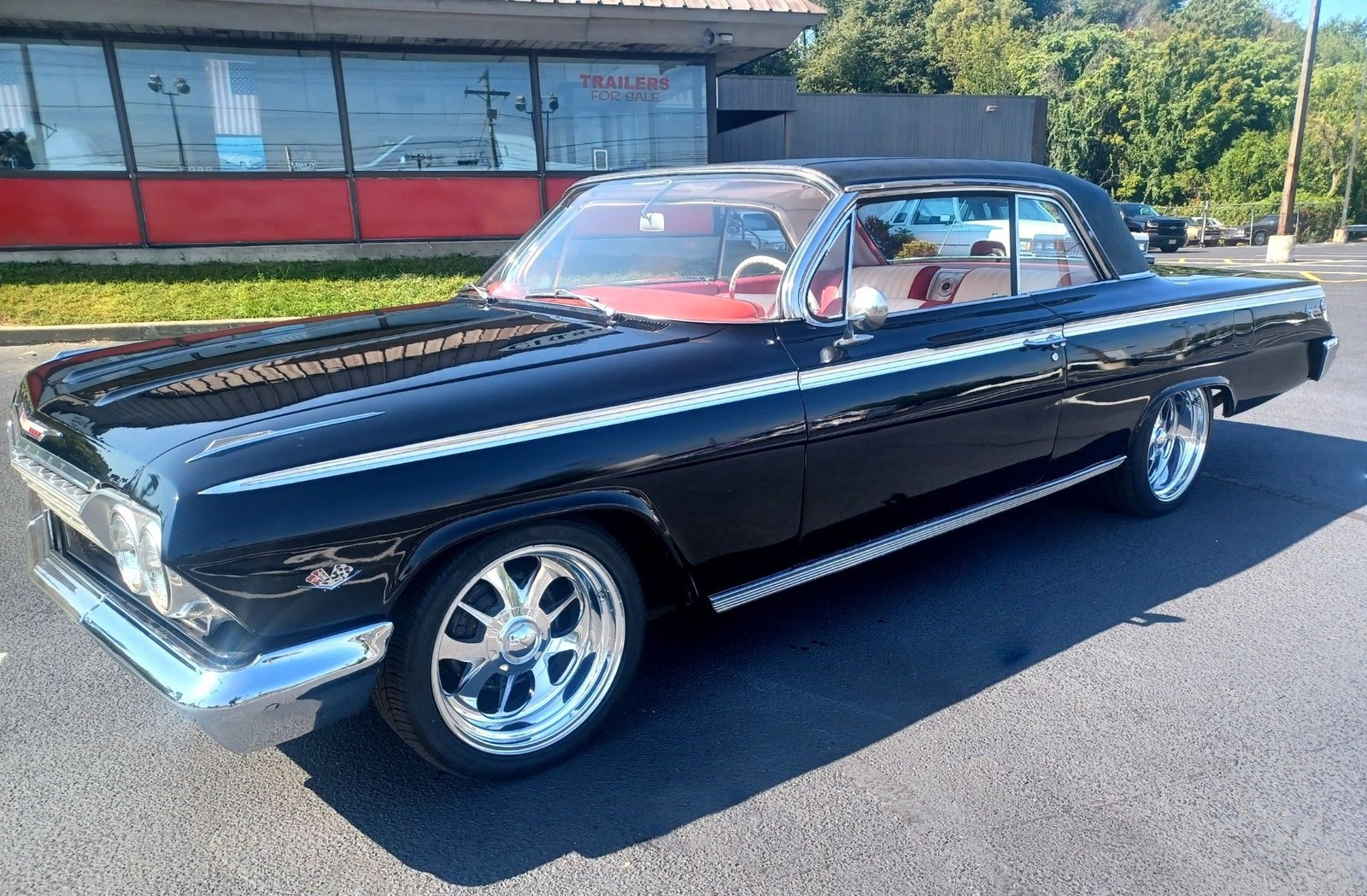 Chevrolet-Impala-1962-Two-Door-Hard-Top-Red