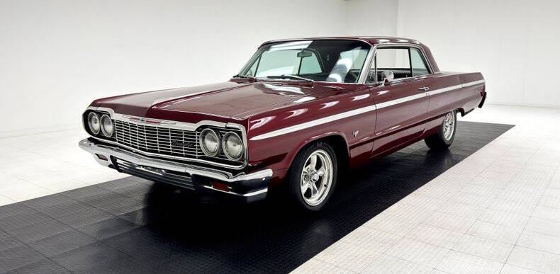Chevrolet-Impala-1964-Maroon-Metallic-Black