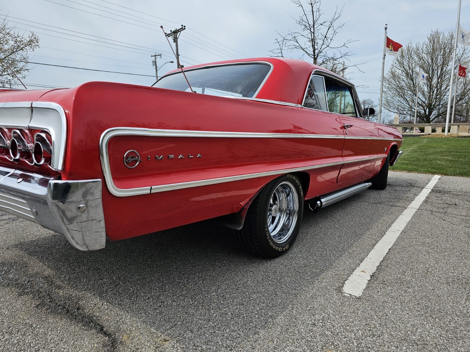 Chevrolet-Impala-1964-Sedan