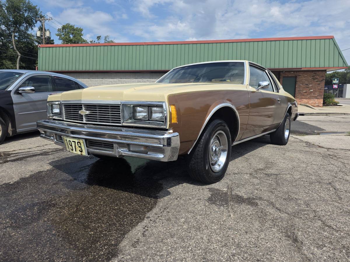 Chevrolet-Impala-1979-Brown