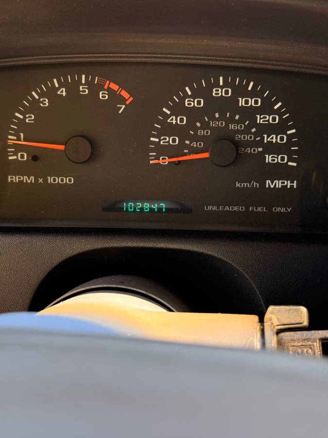Chevrolet-Impala-1996