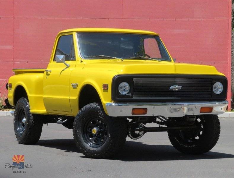 Chevrolet-K10-1972-Yellow