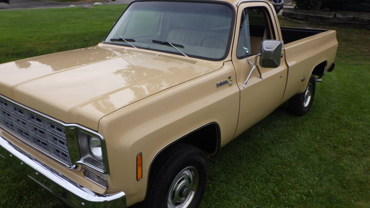 Chevrolet-K10-1977-custom