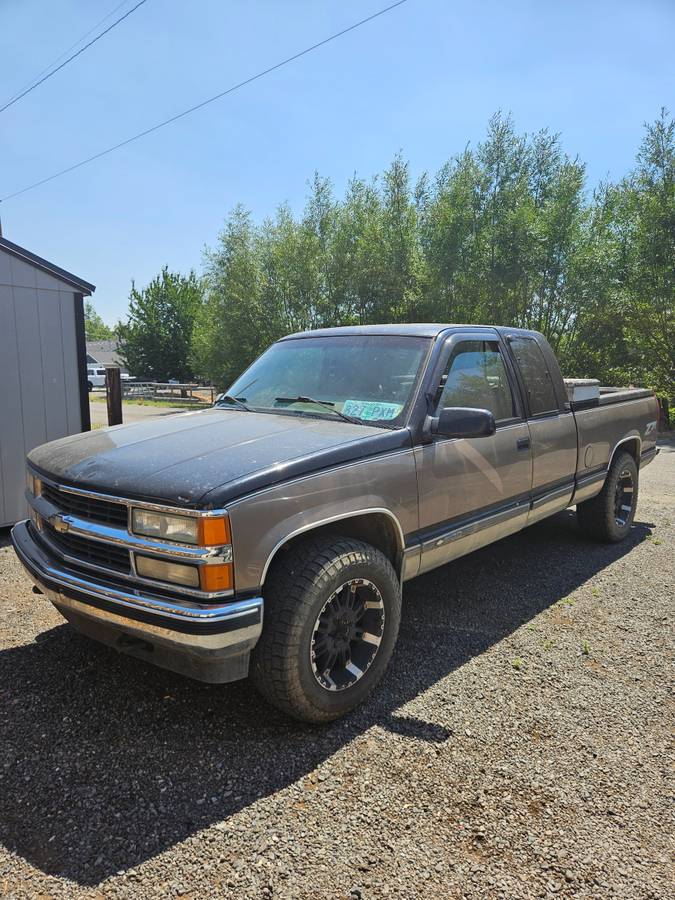 Chevrolet-K1500-4x4-extended-cab-1995