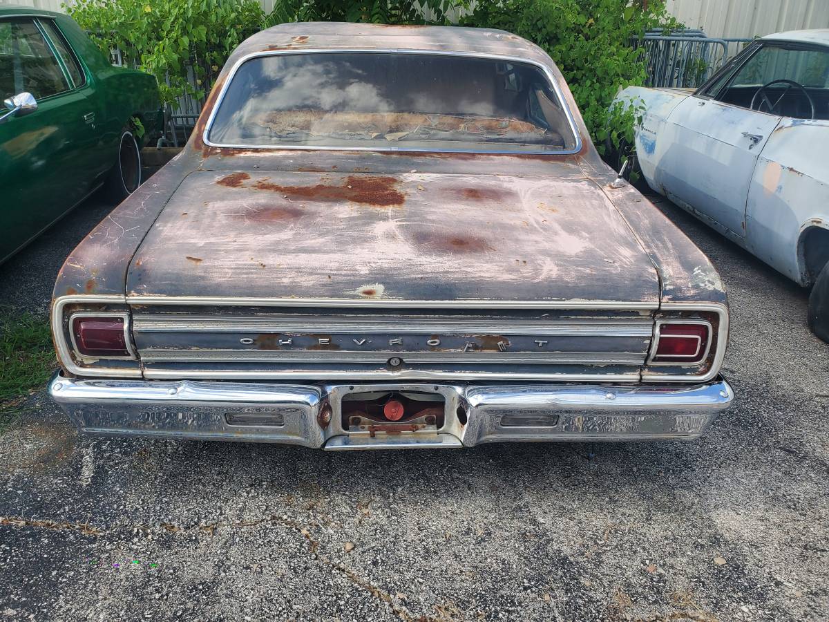 Chevrolet-Malibu-1965-brown