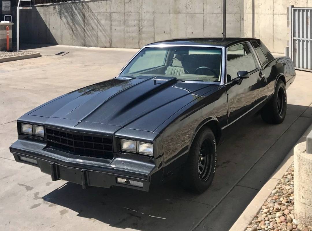 Chevrolet-Monte-carlo-1985-Black