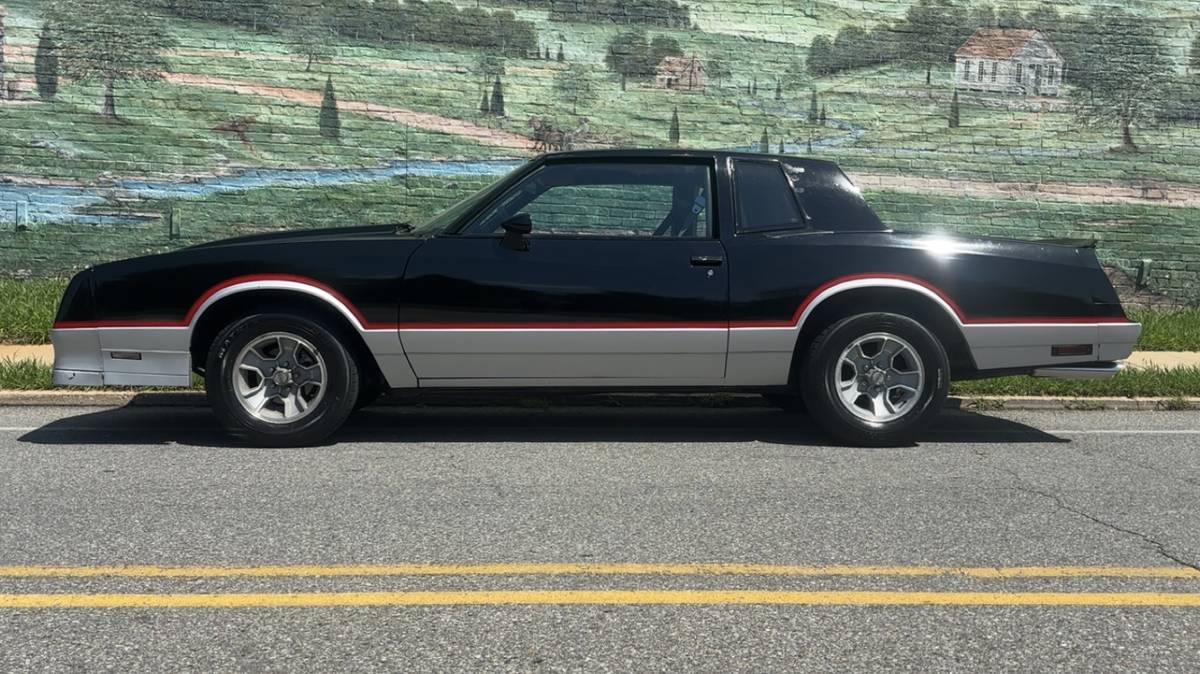Chevrolet-Monte-carlo-ss-1985