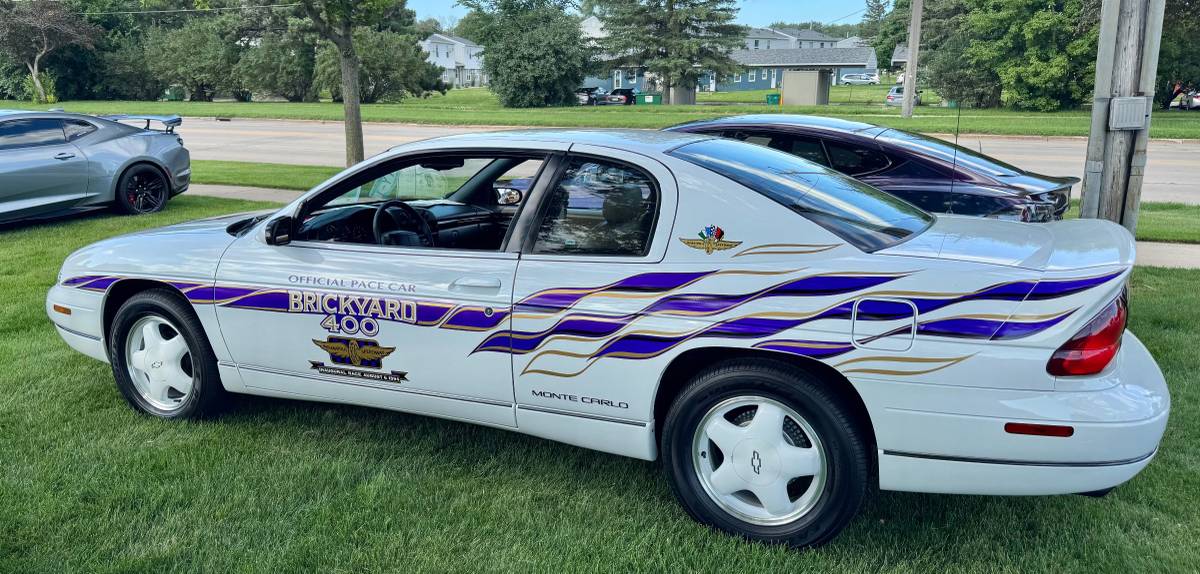 Chevrolet-Monte-carlo-z34-1995-white