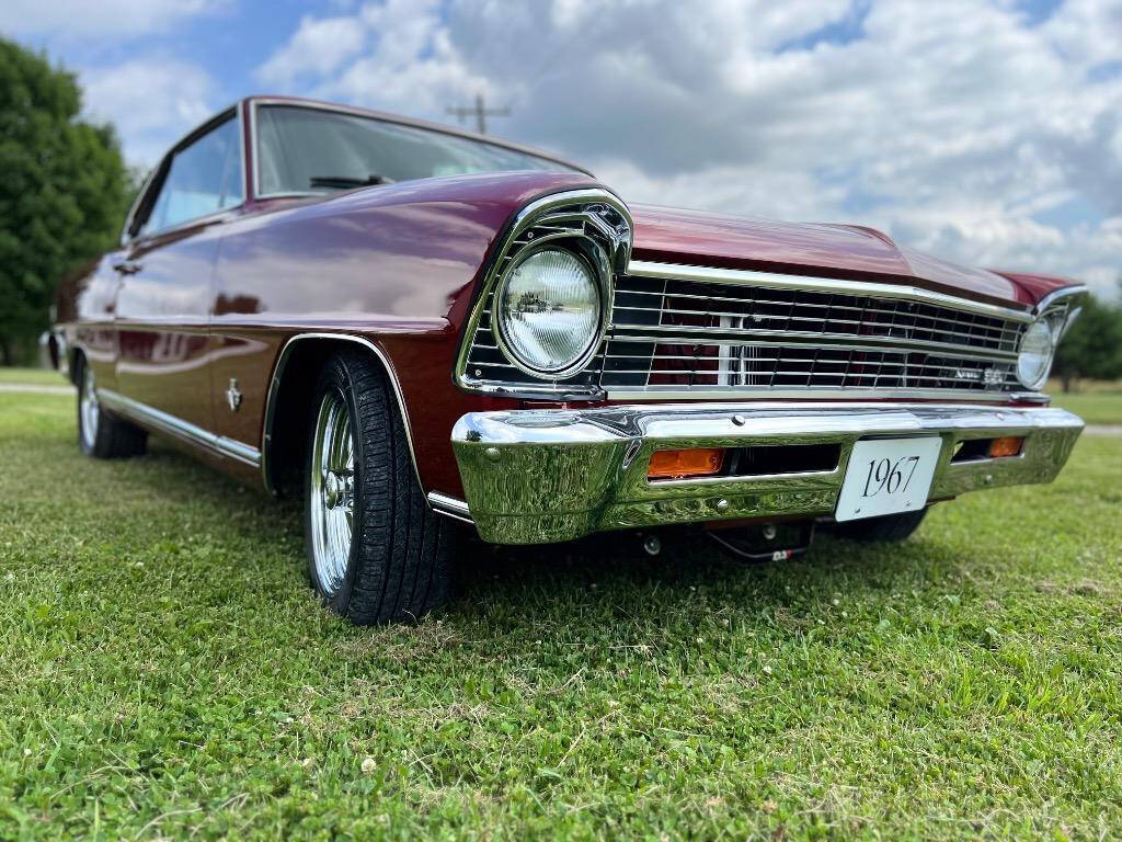 Chevrolet-Nova-1964-Maroon-Black
