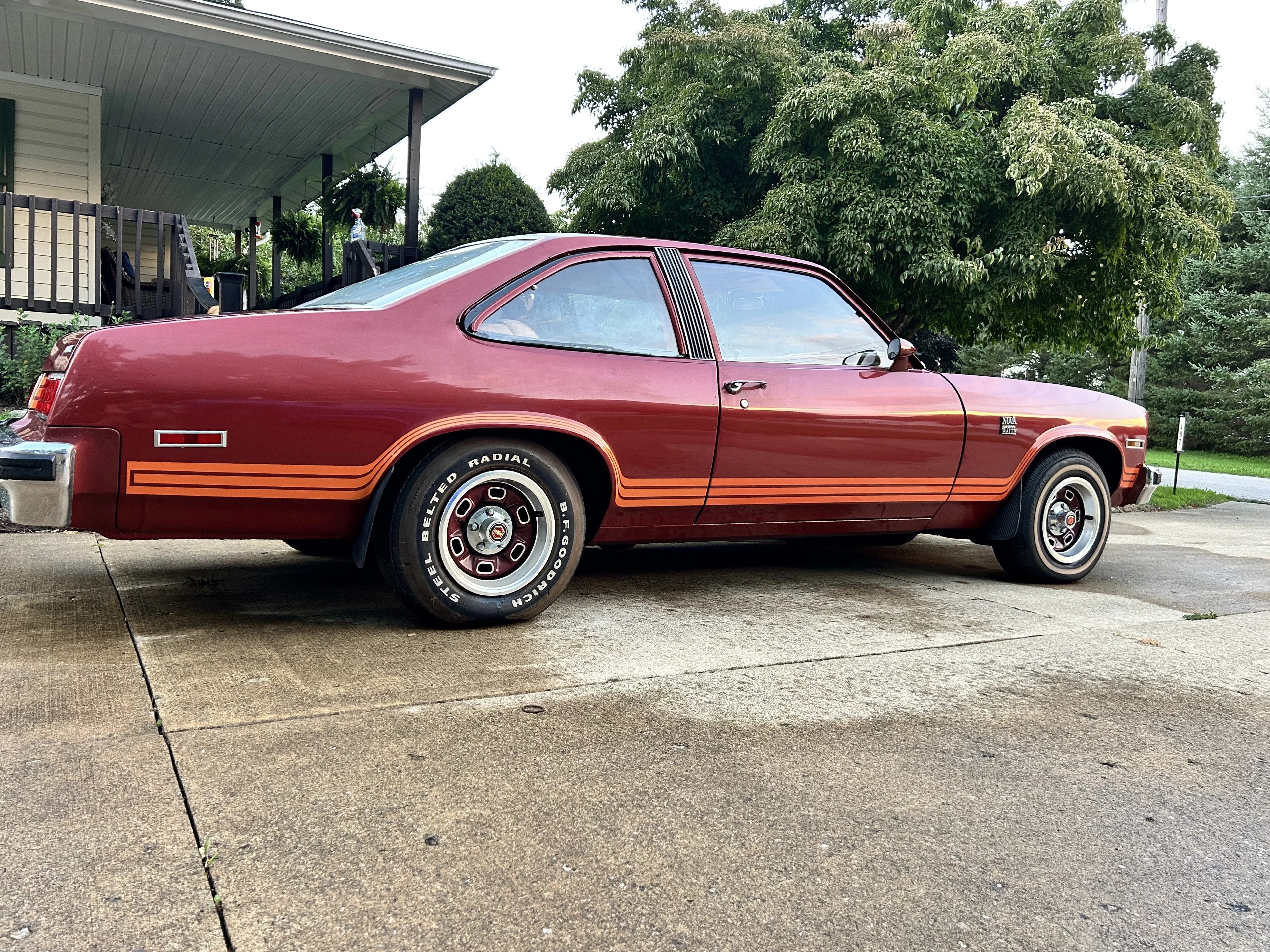 Chevrolet-Nova-rally-1979-Orange-Tan