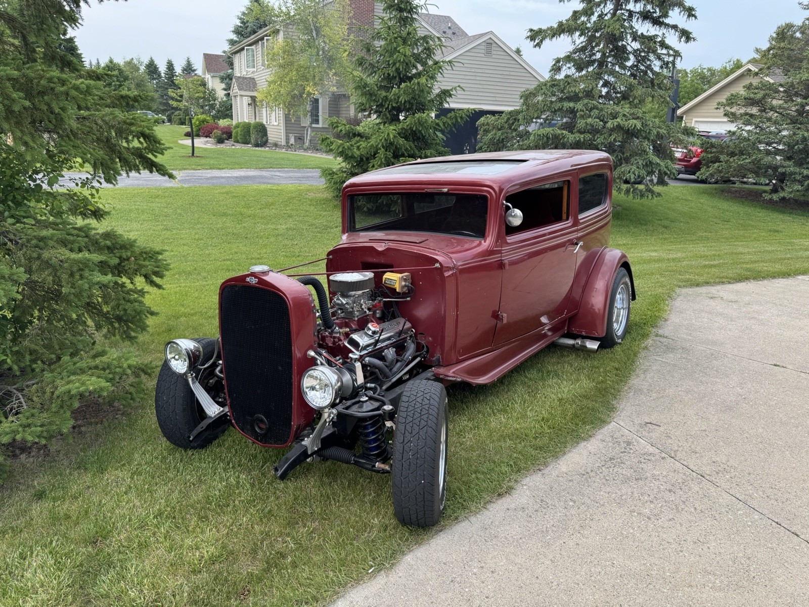 Chevrolet-Other-1931-Sedan-Burgundy