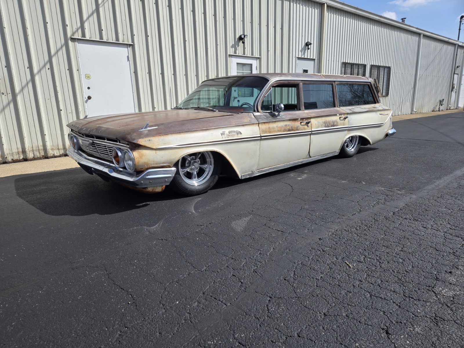 Chevrolet-Parkwood-1961-Wagon